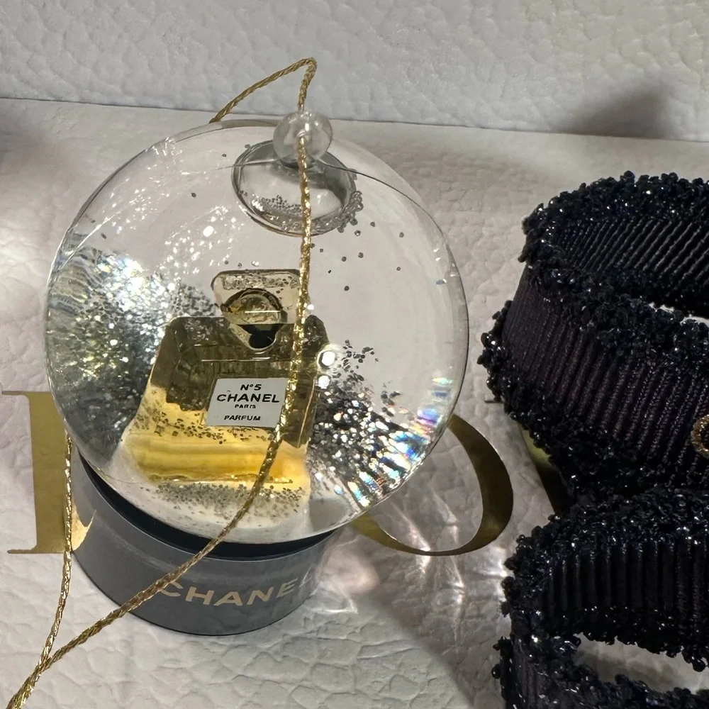 CHANEL snow globe